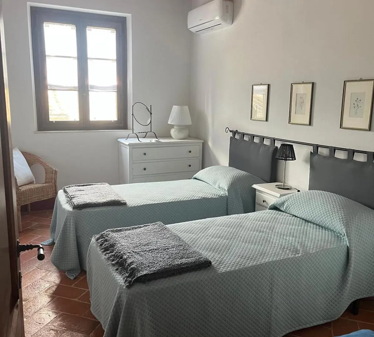 Podere Cedrola Asciano 0*,  Italy